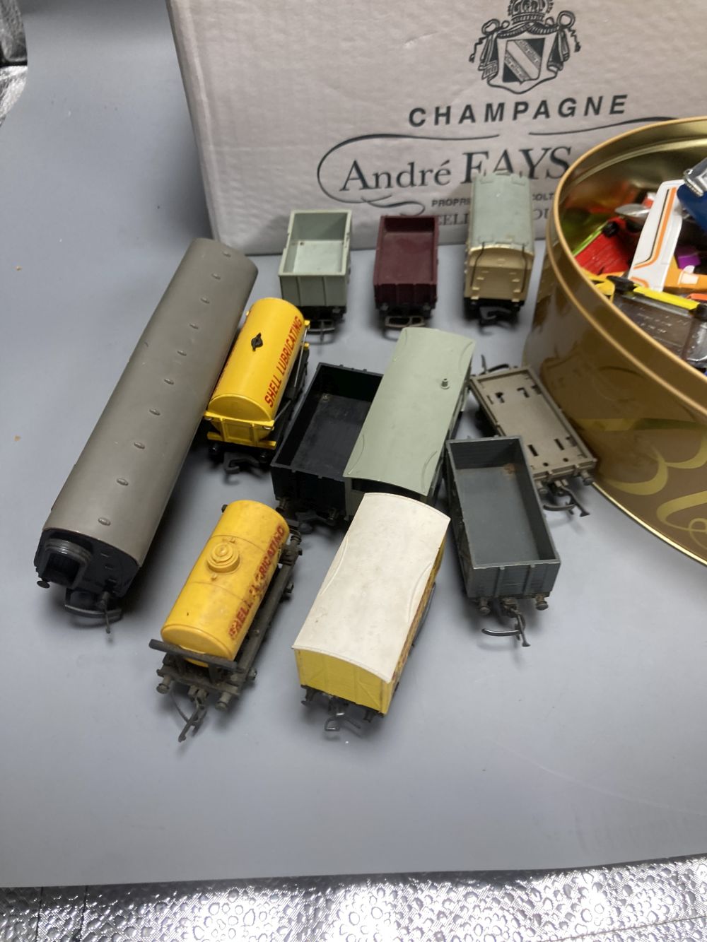 A quantity of Hornby OO gauge model railway and a small collection of Matchbox and other die cast cars